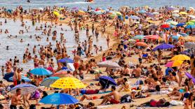 Los británicos se alejan de España y prefieren este destino con comida para 4 por 74 euros y medio litro de cerveza a 2,5 euros