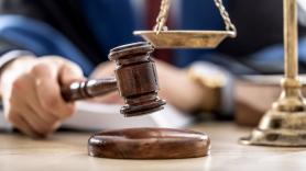 Ganaba 1.936,93 euros al mes, pero aceptó irse por solo 1.010,21 euros: el SEPE detecta el fraude y la Justicia anula el despido fingido de un trabajador