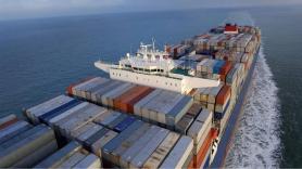 Emerge de las aguas el superbuque nuclear capaz de transportar 14.000 contenedores y todas las miradas apuntan al país de origen