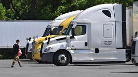 Cientos de extranjeros acuden a este pueblo de Lleida de menos de 1.000 habitantes para convertirse en camioneros