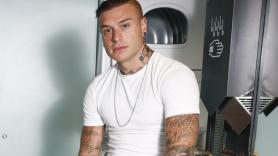 El actor Adrián Rodríguez vuelve a ingresar en rehabilitación por sus adicciones: "Estaré completamente incomunicado"