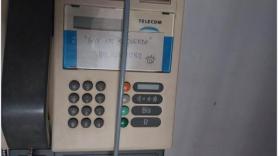 La nota que han dejado en este teléfono público antiguo emociona ya a más de 50.000 personas