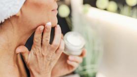 Los consejos de una dermatóloga para proteger la barrera cutánea cuando llega el frío