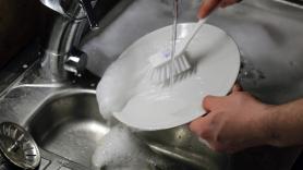 Jonathan, joven argentino que ha trabajado nueve días de friegaplatos en Alemania: "880 euros, cada uno verá qué opina"