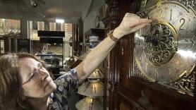 Un experto en marketing de viajes, sobre el cambio de hora en España: "Lo más coherente para el turismo sería mantener el que permite aprovechar las tardes"