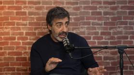 Juan del Val toma partido en la polémica sobre María Pombo y leer libros