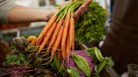 Un estadounidense acaba con el mito sobre la verdura y fruta de su país: ve una diferencia muy clara con Europa