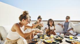 Comparten las costumbres españolas que más sorprenden fuera: "En otros lugares no le encuentran el sentido"