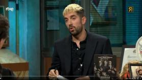 Anna Lembke, experta en dopamina, avala la idea de David Broncano para el móvil: "Para que tu cerebro deje de desearlo, activa la escala de grises"