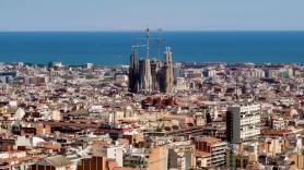 De los 160 grados bajo cero del puerto a las oficinas: Barcelona enfría 200 edificios con el frío que sobra al regasificar el gas natural