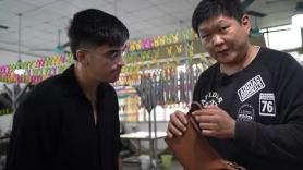 Viaja a China para conocer al rey de las falsificaciones y se queda sin palabras al entrar en su fábrica y descubrir la cifra real que factura copiando bolsos de lujo: "Gana 30 millones al año"