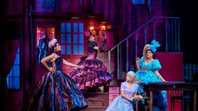 'Cenicienta', ¿puede el amor de una princesa cambiar el sistema (político) de un reino?