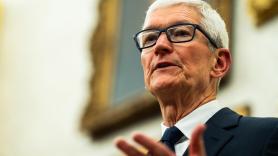 Del fichaje de uno de sus jefes de diseño por Meta a las jubilaciones: Apple vive una de sus semanas más moviditas