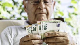 Un jubilado de 91 años recibe de repente un millón de euros y lo que hace con la fortuna sorprende a todo un país
