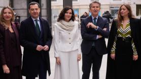 Sánchez aprovecha los actos por la Constitución para pedir protección a la salud pública frente a las "privatizaciones" del PP