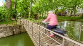 Los jubilados franceses se olvidan de España y se marchan a esta ciudad de África: "Con 1.000 euros al mes tenía alquiler y comida"