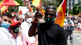 El Congreso abre un expediente a Bertrand Ndongo por interrumpir una rueda de prensa y no creerás quién vota en contra