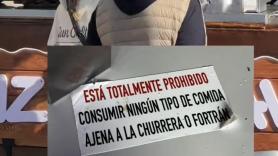 Prohíbe consumir algo ajeno "a la churrería o fortrán": merece un Sol Repsol cuando explica lo que quiere decir el cartel