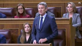 No es un 'déjà vu': Feijóo vuelve a protagonizar un nuevo momento 'tierra trágame' con un lapsus en plena intervención