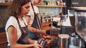 Un conocido abogado se pronuncia claro: lo que están empezando a hacer muchos restaurantes es legal siempre que lo avisen
