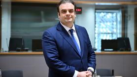 El Eurogrupo elige a su nuevo presidente tras la dimisión de Donohoe: el elegido es el ministro de Finanzas griego, Kyriakos Pierrakakis