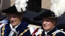 La pullita del rey Juan Carlos a Harald de Noruega, un anciano rey que lidera una monarquía en su peor momento
