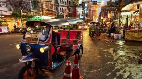 Paula, española que triunfa con sus tuktuk de lujo en Tailandia: "Me di cuenta de que hacían falta estas experiencias"
