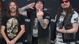 Mago de Oz manda "a tomar por culo" a los "inquisidores de sofá" ante las críticas por actuar en el Viña Rock en plena polémica por el fondo proisraelí KKR