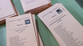 Elecciones Extremadura 2025, en directo: un 50,59% de los extremeños ya ha votado, casi siete puntos menos que en 2023