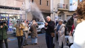 La ilusión de una ganadora del Gordo en un pueblo afectado por los incendios: "Me falta el aire"