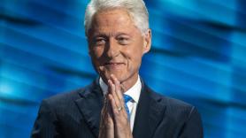 Clinton señala que "alguien está siendo protegido" en el 'caso Epstein' ante las trabas del Gobierno para publicar las imágenes y pide que salgan todas a la luz