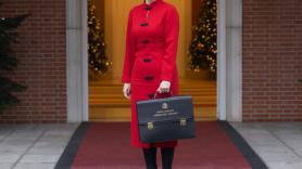 Vídeo en directo: Elma Saiz se estrena como portavoz del Consejo de Ministros