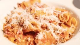 Mario Sánchez, tecnólogo de alimentos: "Ni se te ocurra comer arroz o pasta si llevan más de 24 horas en la nevera; pueden tener una espora que no se destruye con el calor"