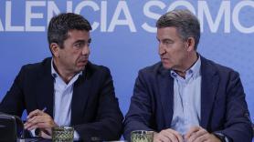 El Gobierno pide la cabeza de Feijóo por los whatsapps con Mazón del "puto desastre, presi"