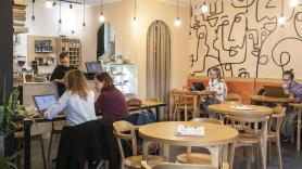 El jefe le comunica que finaliza el teletrabajo con un mensaje abstracto y el empleado contraataca con la misma moneda