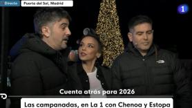 Conectan con TVE antes de las Campanadas, aparecen Chenoa y Estopa y TODOS se fijan en lo mismo