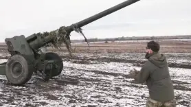 Ucrania destruye un extraño cañón ruso de la década de 1950: ¿de dónde lo ha sacado Rusia?