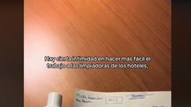 Deja esta nota a las limpiadoras del hotel donde se ha hospedado y provoca una avalancha de comentarios