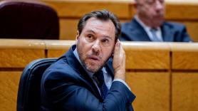 Óscar Puente enseña lo que costaba hace 12 años un abono de tren: "La diferencia es abismal"