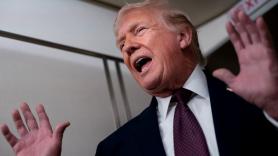 "Si no lo hacemos nosotros, lo harán Rusia o China": la amenaza reiterada de Trump para quedarse Groenlandia