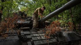 Giro en la guerra de drones: Rusia toma la delantera con sus inventos "caseros" y obliga a Ucrania a copiarla