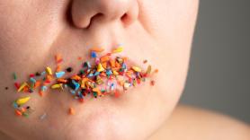 Cisma científico por la supuesta presencia de microplásticos en el cuerpo humano: "El estudio sobre el cerebro es un chiste"