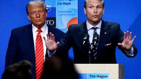 EEUU atacó un barco en el Caribe con una aeronave pintada para parecer un avión civil: ¿un crimen de guerra?