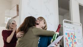 Una mujer gana 222.222 euros en una lotería y sentencia: "Ni siquiera sabía que estaba jugando"