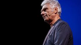 Carles Sans, de 'Tricicle', responde a si se idealiza la España del 92: apunta a este cambio en la sociedad