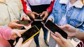 Alumnos de un instituto de La Rioja difunden imágenes sexuales de sus compañeras creadas con IA