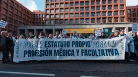 Llaman a la huelga indefinida a los médicos desde el 16 de febrero reclamando estatuto propio