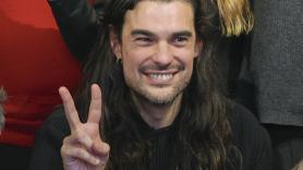 "Que una película así haya llegado hasta aquí tiene muchísimo mérito": la euforia de Óliver Laxe y su equipo tras conocer las dos nominaciones a los Oscar de 'Sirat'