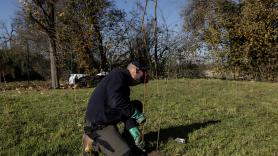 Alberto, agricultor que dejó Madrid por el campo: "Planté 110 almendros, murieron todos, era la naturaleza dándome mi primera lección"
