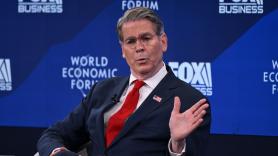 El Secretario del Tesoro de Trump se burla del menú sostenible de Davos: "Casi prefiero comer bichos que esto"